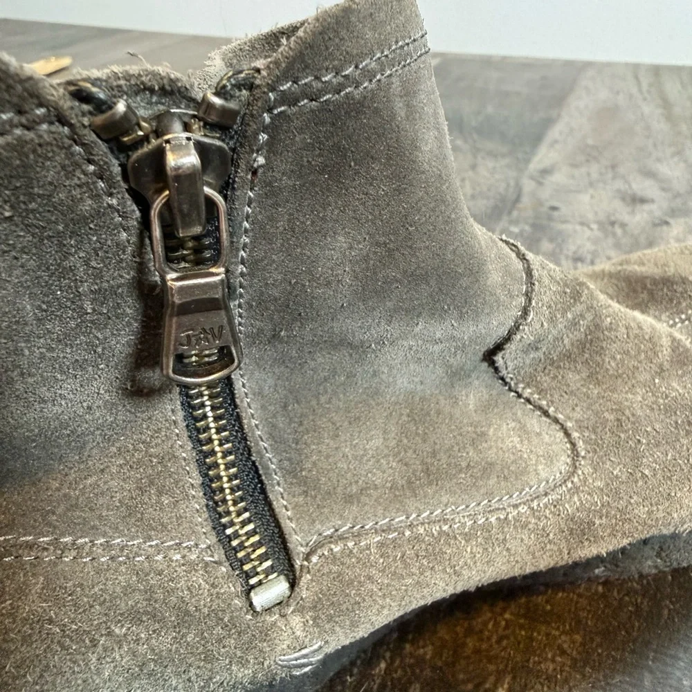 John Varvatos USA Suede‎ Zip Ankle Boots Crepe Sole Distressed Brown Men’s 9.5